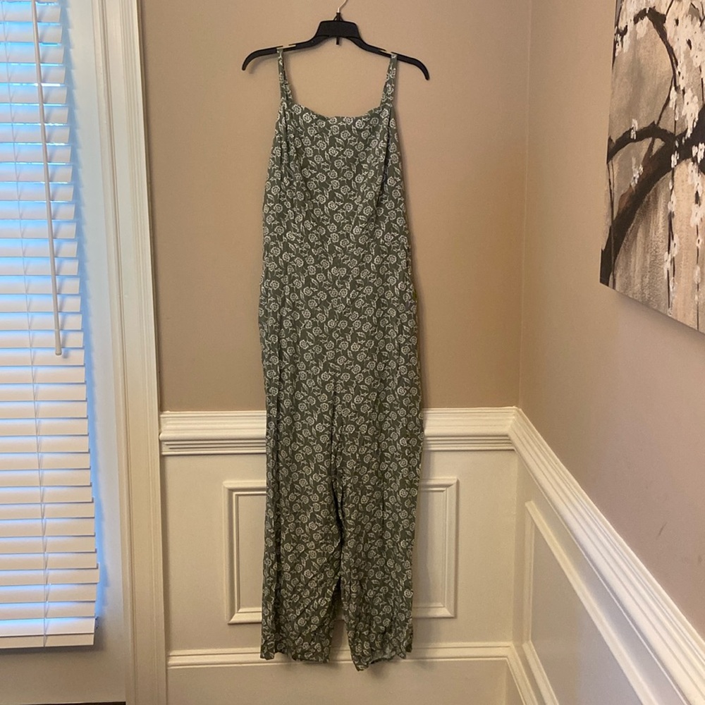 Old Navy Green Floral Jumpsuit